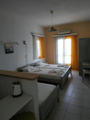 Studio For Upto3 Persons In Agia Pelagia